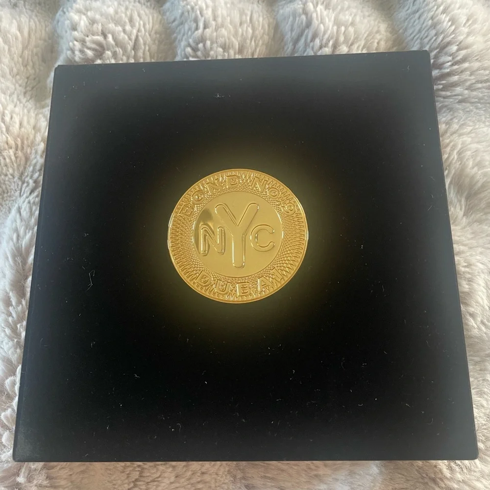 Bond No 9 Dubai Black Sapphire Perfume 3.3 oz/100 ml Eau De Parfum Unisex - Picture 4 of 6